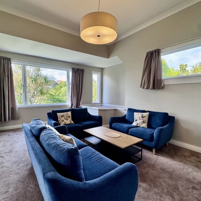 Tranquil Retreat on the Edge of the City - Photo 1