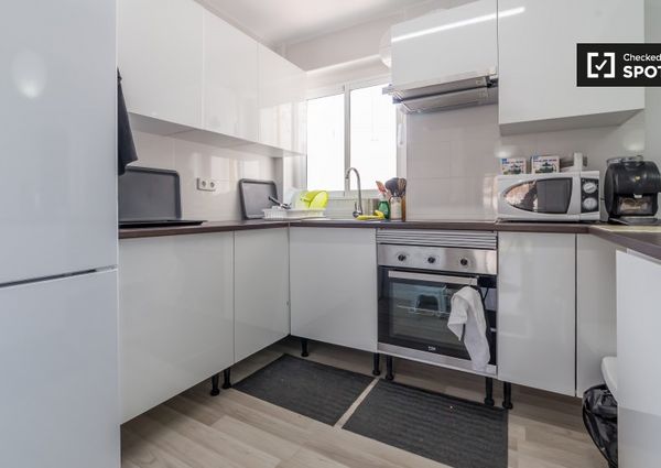 valencia, Valencian Community 46011