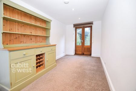 2 bedroom detached bungalow to rent - Photo 2