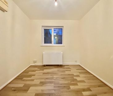 1 bedroom Flat To Let - Photo 5