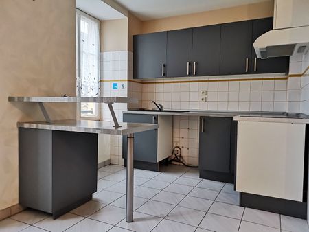 Location Appartement 3 pièces 68m² - Photo 2