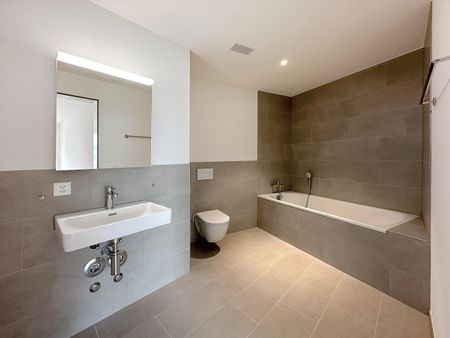 "High-quality and modern apartment in a quiet neighborhood!" - Photo 4