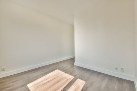 Te huur: Appartement Waldorpstraat 582 C in Den Haag - Photo 2