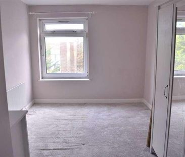 Hawthorn Road, Wallington, SM6 - Photo 4