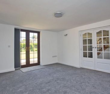 3 bedroom detached house to rent - Photo 5