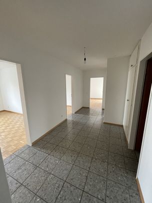 Gemütliche 3-Zimmerwohnung mit Balkon in Reinach zu vermieten - Photo 1