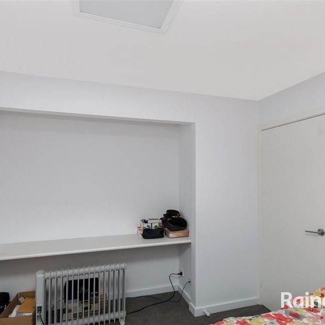 Spacious Open Plan Living - Photo 1