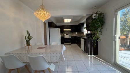 For Lease - 31 Goldhawk Trail, Toronto, Ontario - Photo 5