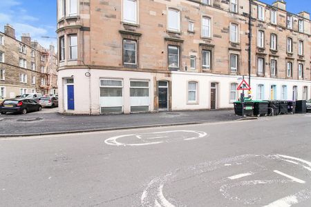 1 bedroom flat to rent - Photo 2