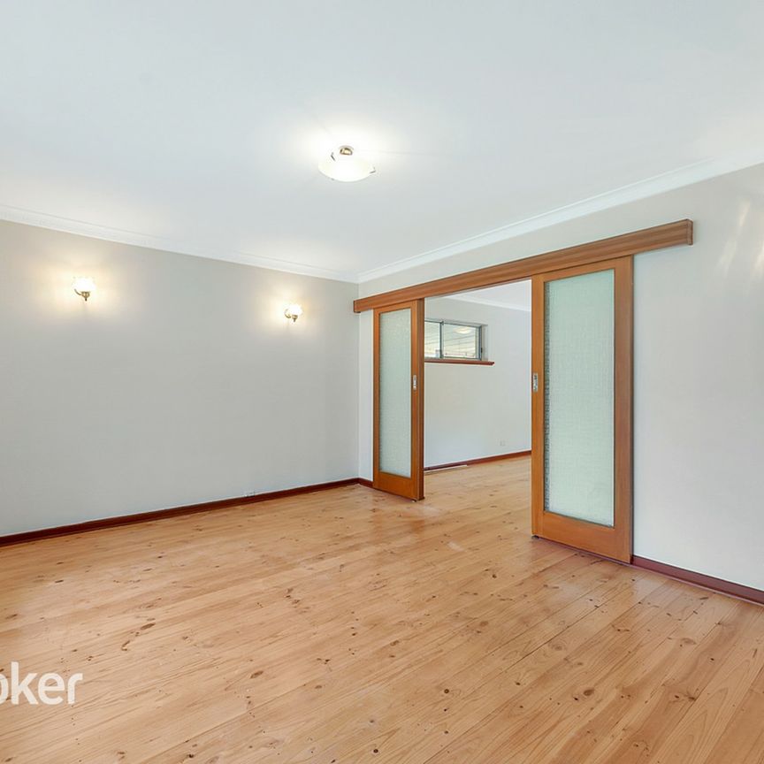 Charming, Three-Bedroom Family Home - Photo 1
