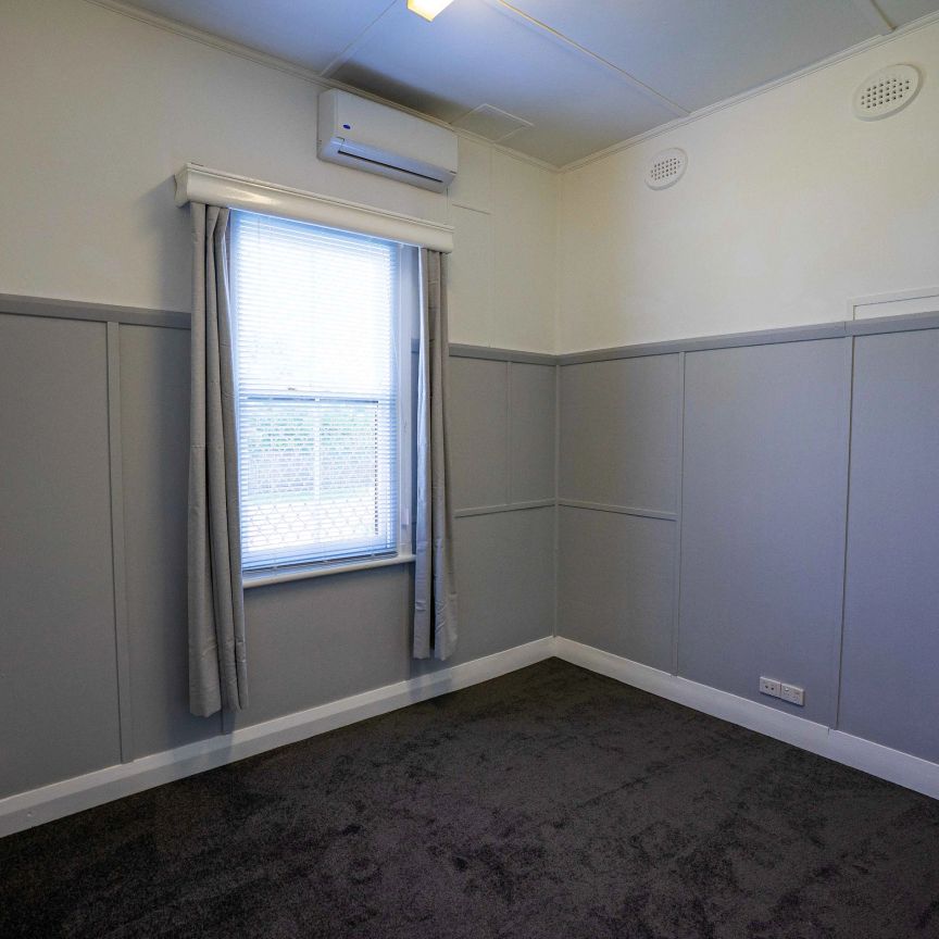 17 Robert Street - Photo 1