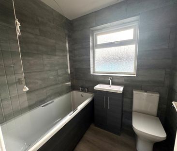 3 bedroom semi-detached house to rent - Photo 6