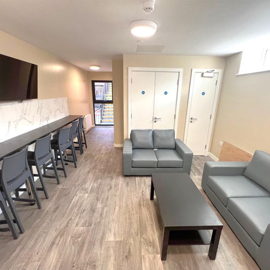 Hepburn Court C, Stokes Croft, Bristol - Photo 1