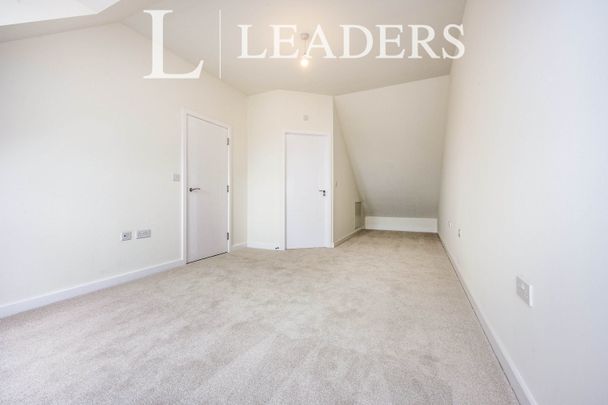 3 bedroom house to rent Burney Drive, Eagle Farm South, Milton Keynes, Buckinghamshire, MK17 - Photo 1