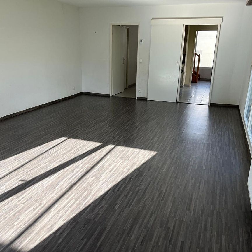 Apartment - Photo 1