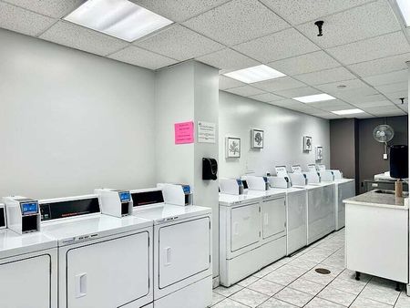 158B McArthur Ave, Vanier South, Ottawa, ON - Photo 4