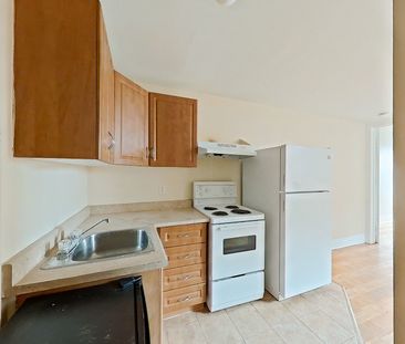 355 Elgin Street - C - Photo 5