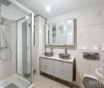 Ruim appartement met 3 slaapkamers en garage - Photo 2
