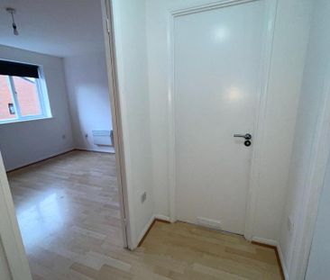 1 bedroom flat to rent - Photo 6