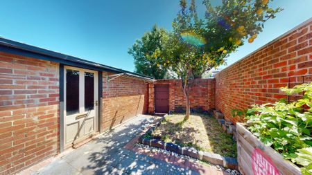 Location meet Spacious Convenience - Photo 5