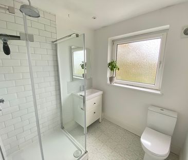 Byng Morris Close, Sketty, Swansea, SA2 - Photo 1