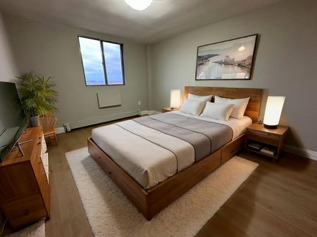 apartments at 258 West Street - Photo 5