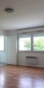 Studio MONTIGNY LE BRETONNEUX 31 m² - Photo 3