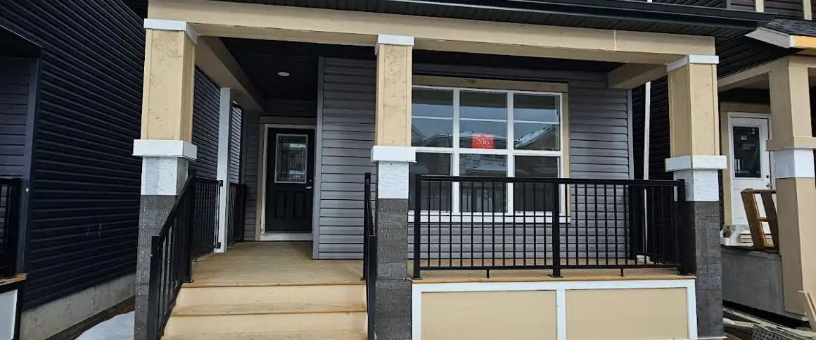 Brand New House with 4 beds 3 baths in Legacy (Main floor Full Bedroom/Washroom) — 4 Bedrooms House - Photo 1
