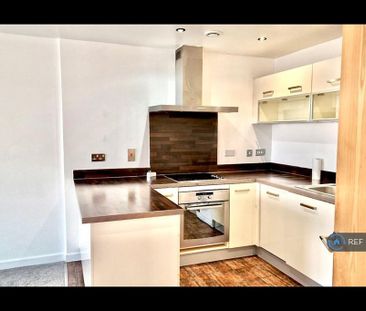 2 bedroom flat to rent - Photo 3