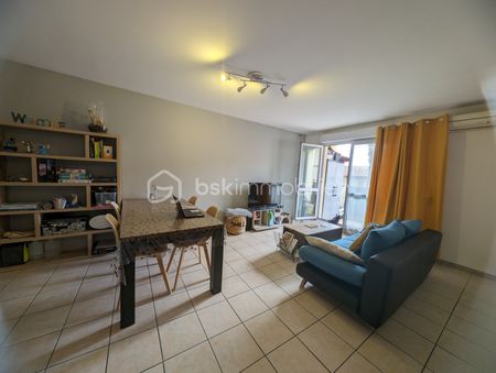 Appartement de 51 m² à Nimes - Photo 2