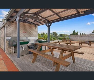 16/51 Hereford Str, Glebe, NSW 2037 - Photo 4