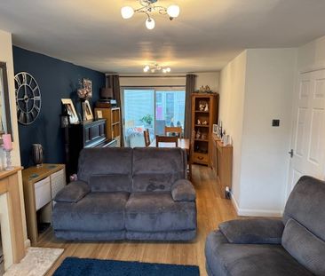 YaxleyBirch Close, PE7 3HD, Peterborough - Photo 2