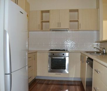 Beautiful 4 BR home - Photo 5