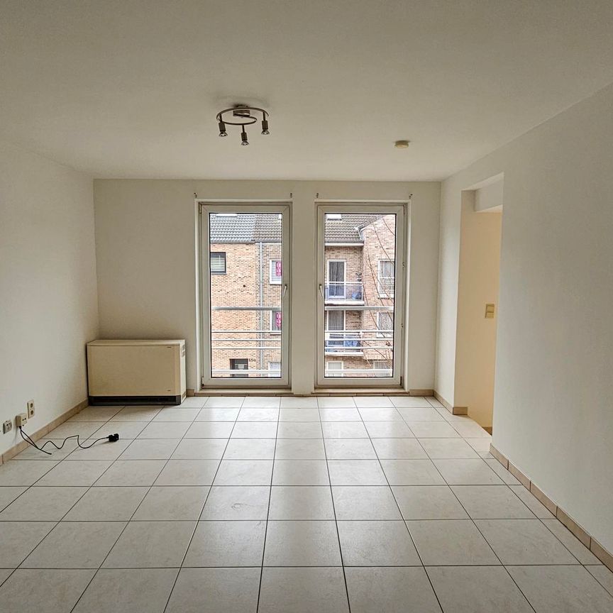 Appartement te huur in Genk - Photo 1