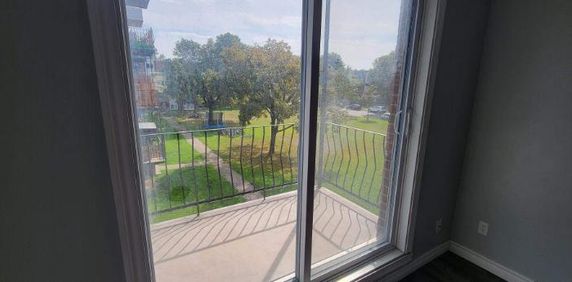 2 CH - 1 SDB - Québec - $1,047 /mo - Photo 2
