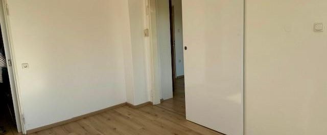 Bezaubernde 3,5-Zi-Wohnung mit Balkon am Hochfeld - Photo 1