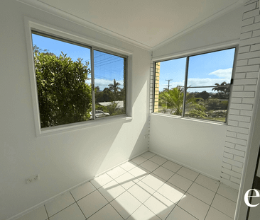 20 Columbia Avenue, Clinton, Qld 4680 - Photo 1