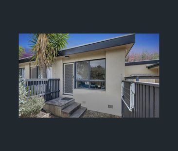 2/18 Bakewell Street, Herne Hill, Vic 3218 - Photo 3