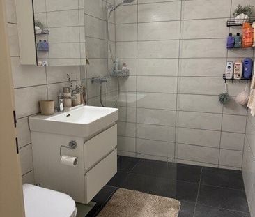 Moderne Wohnung an zentraler Lage - Photo 6