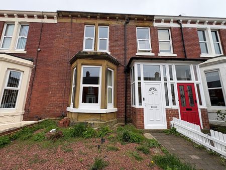 6 Roxburgh Terrace, Whitley Bay, Tyne And Wear. NE26 - Photo 4