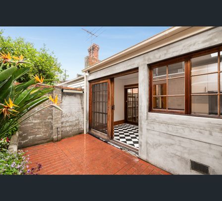 16 Raphael Street, Abbotsford, Vic 3067 - Photo 1