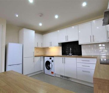 A Colley Road, Sheffield, S5 - Photo 5