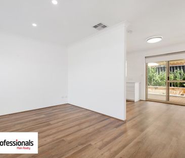 2/73 Lawley Street, Tuart Hill WA 6060 - Photo 3