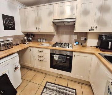 1 bedroom flat to rent - Photo 5