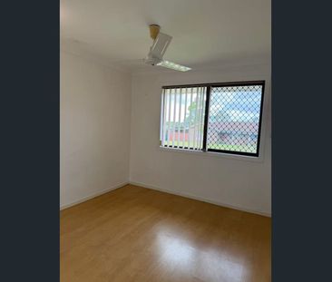 UNDER RENOVATION - AVAILABLE 20/02/2026 - Photo 4