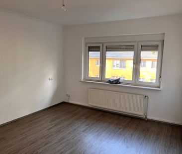 WG helle geeignete 3-Z-Whg. im Rheingauviertel, frisch renoviert - Photo 6