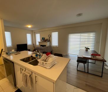 For Lease - 141 Sonoma Lane, Hamilton, Ontario - Photo 4