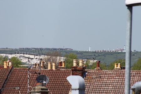 2 bedroom apartment to rent Portsmouth, PO2 - Photo 4