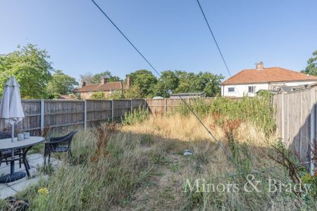 Sutton Crescent, Freethorpe - Photo 2