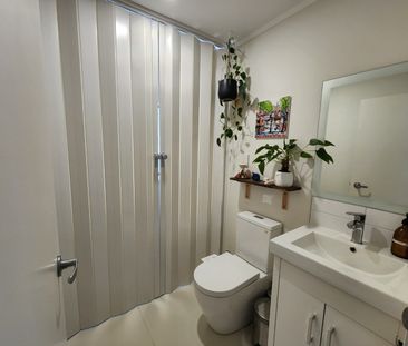 Property Management2 Broadfield Street, Massey - House for Rent - Photo 2